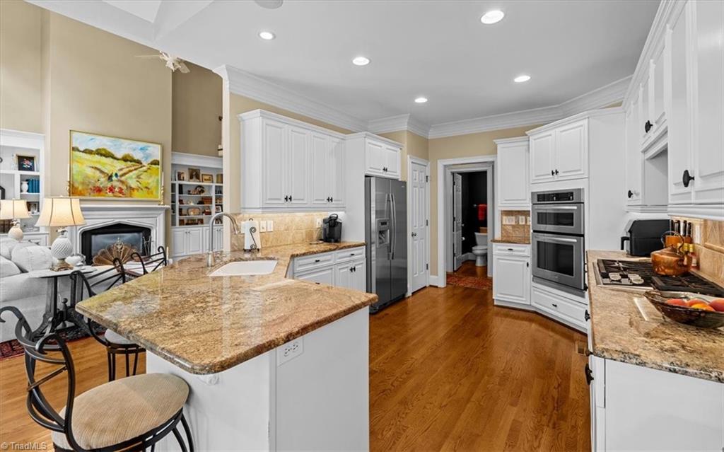 3 Laurel Cove
