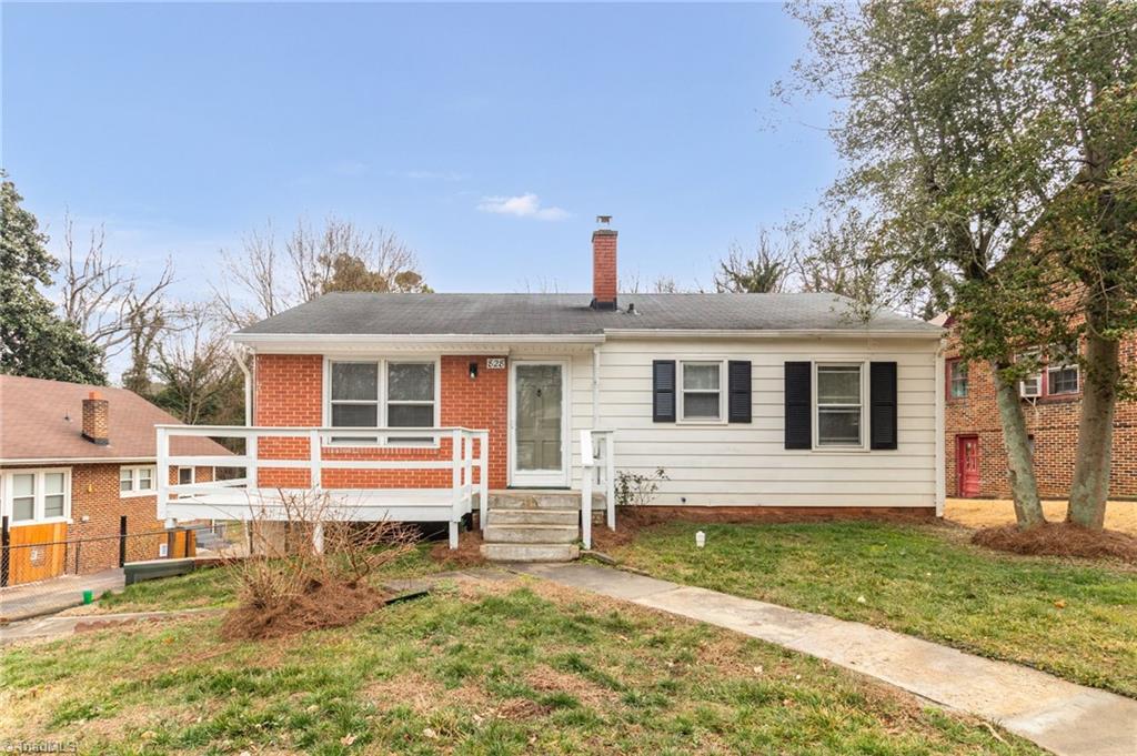 828 Circle Drive