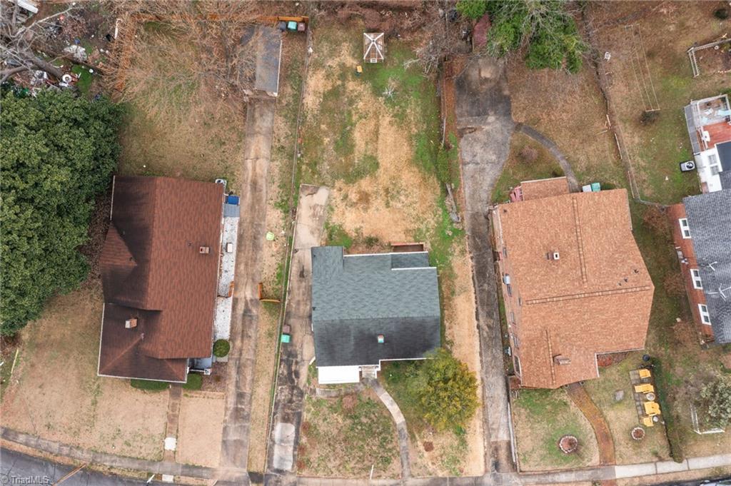 828 Circle Drive