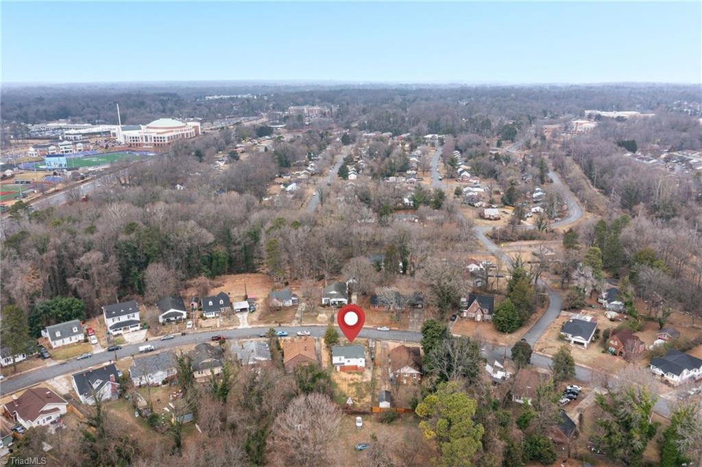 828 Circle Drive
