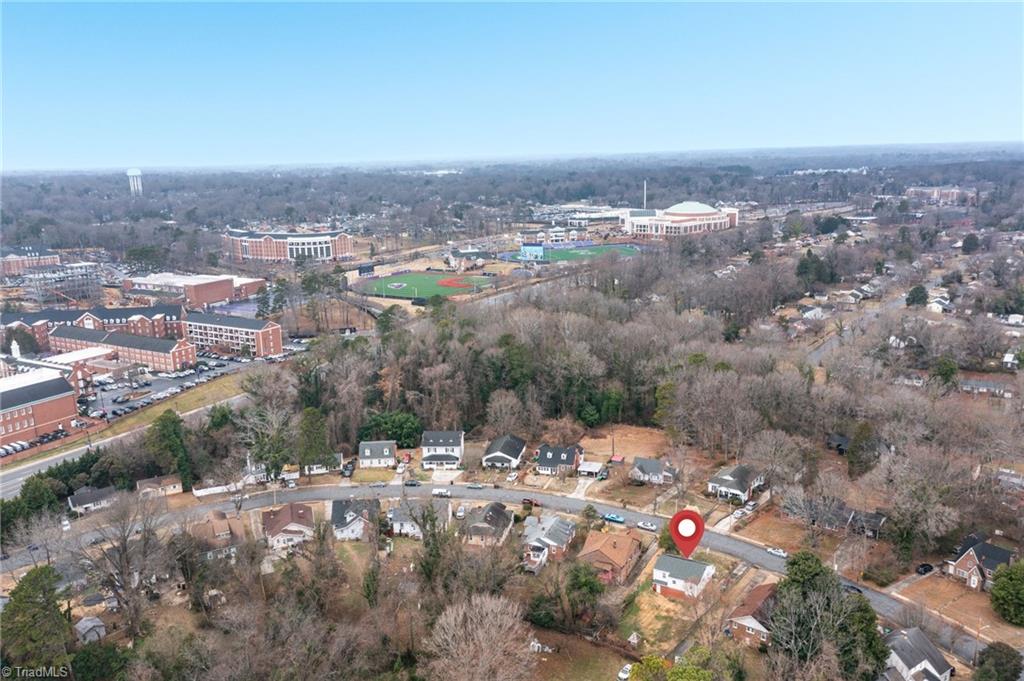 828 Circle Drive