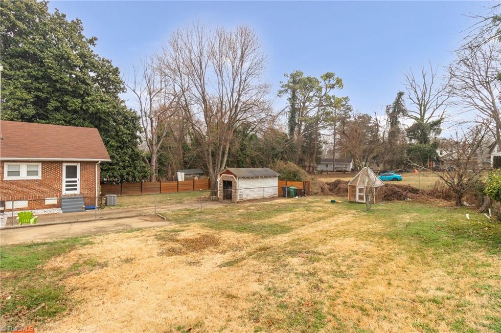 828 Circle Drive