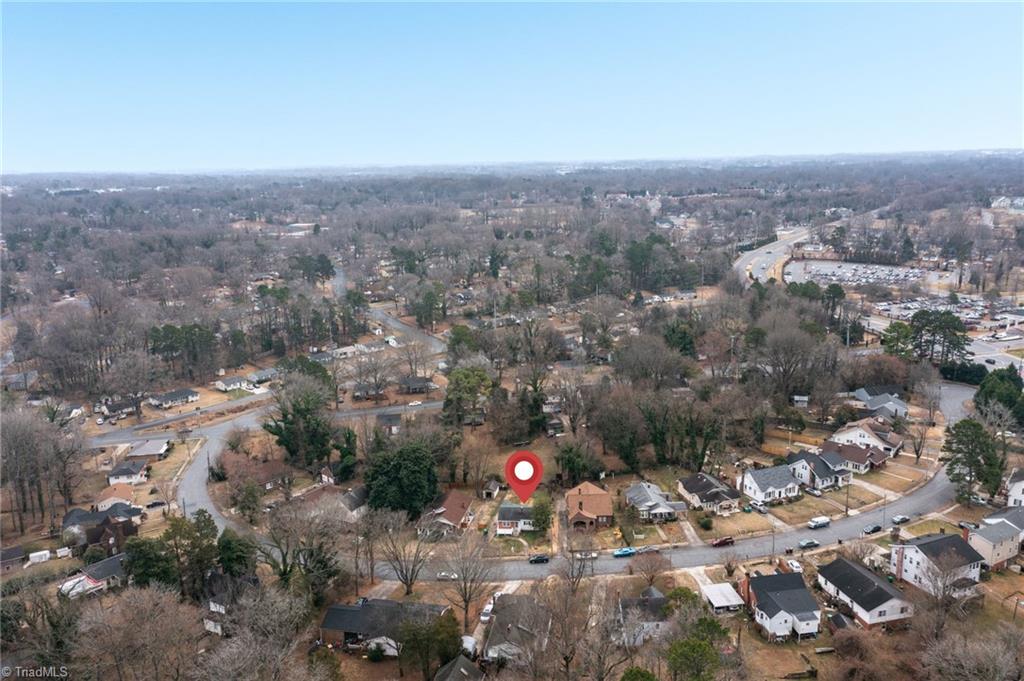 828 Circle Drive