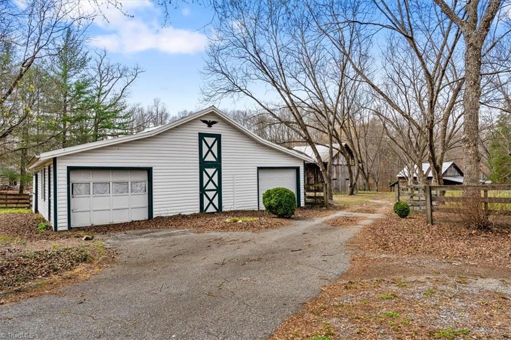 8417 Linville Road