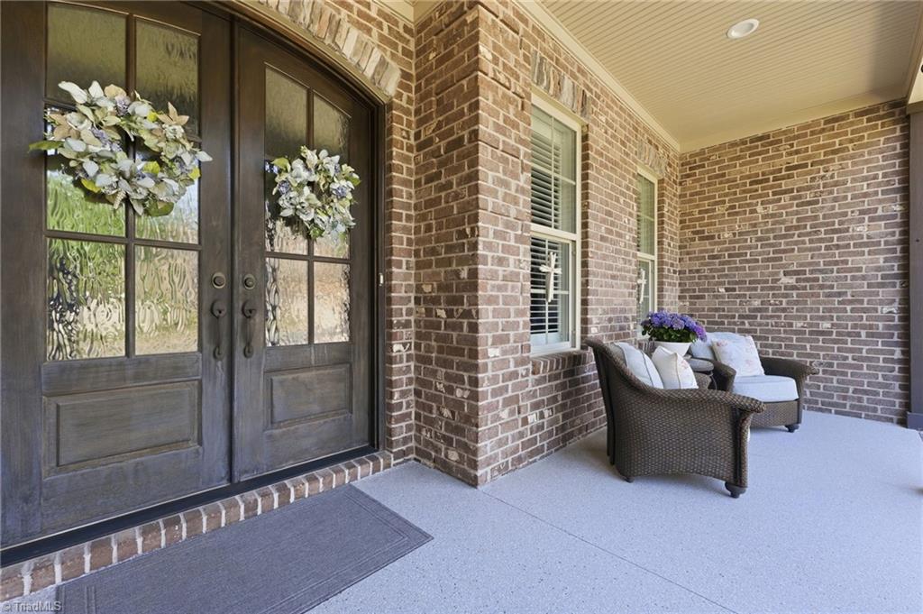 5723 Woodrose Lane