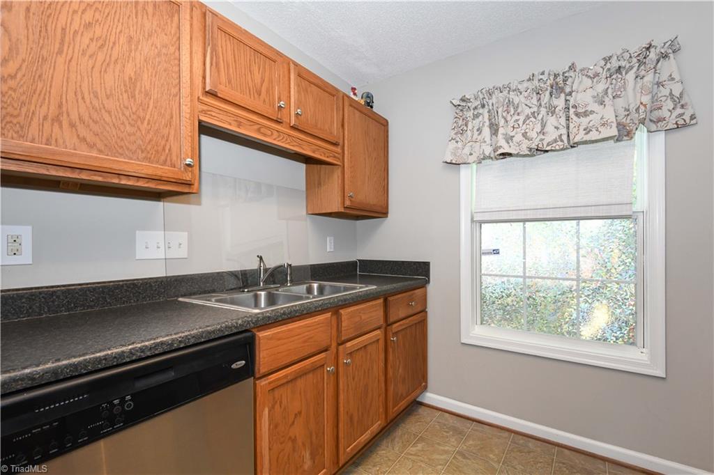 2667 Cottage Place