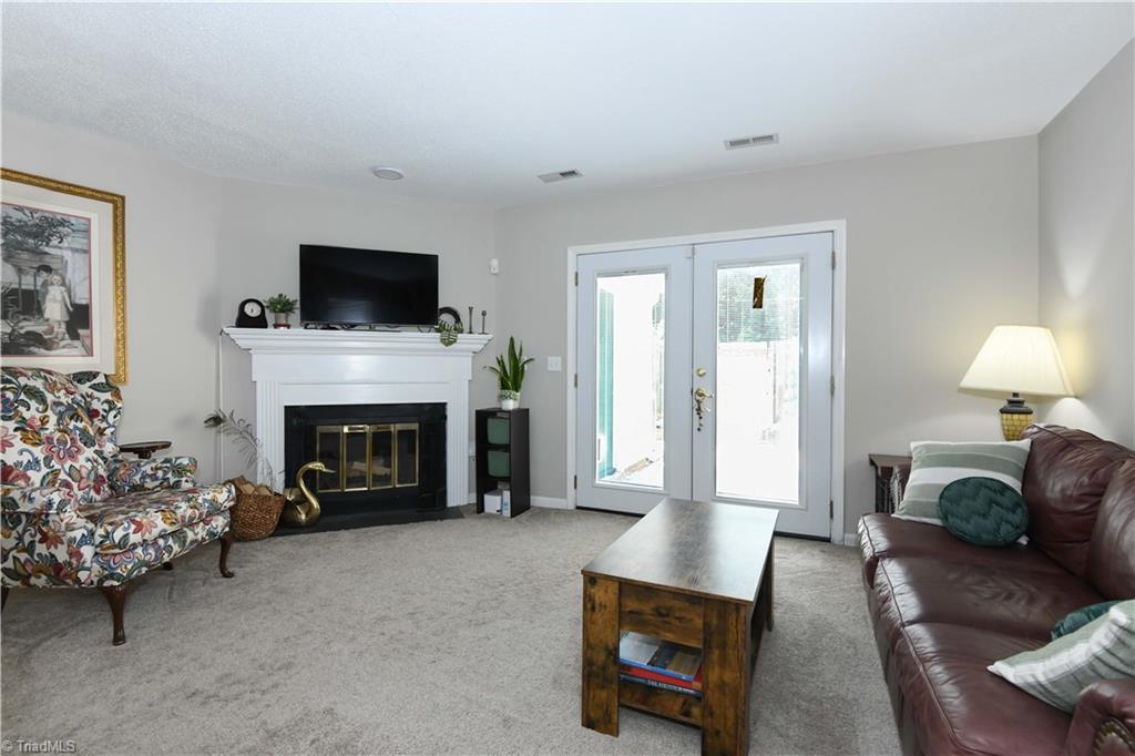 2667 Cottage Place