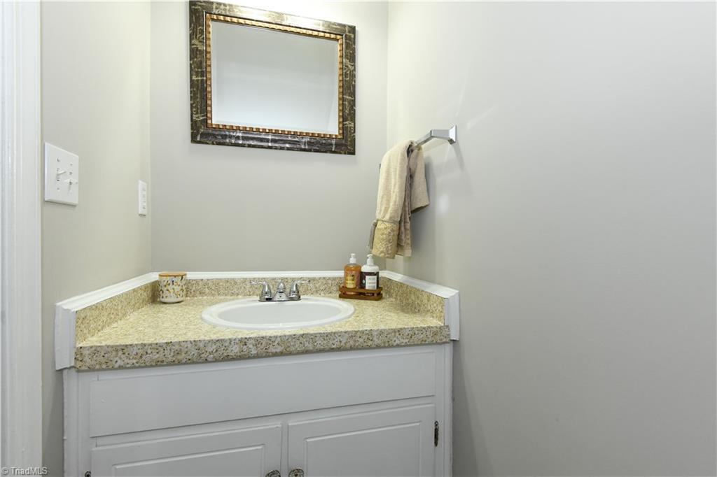 2667 Cottage Place