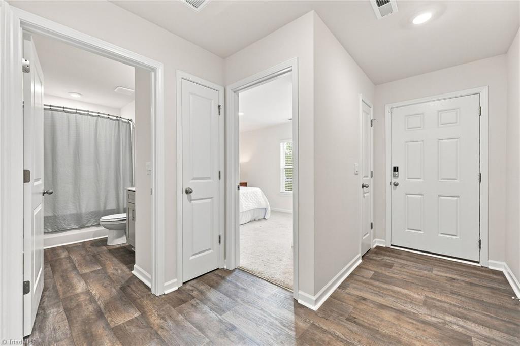 133 East Farm Loop