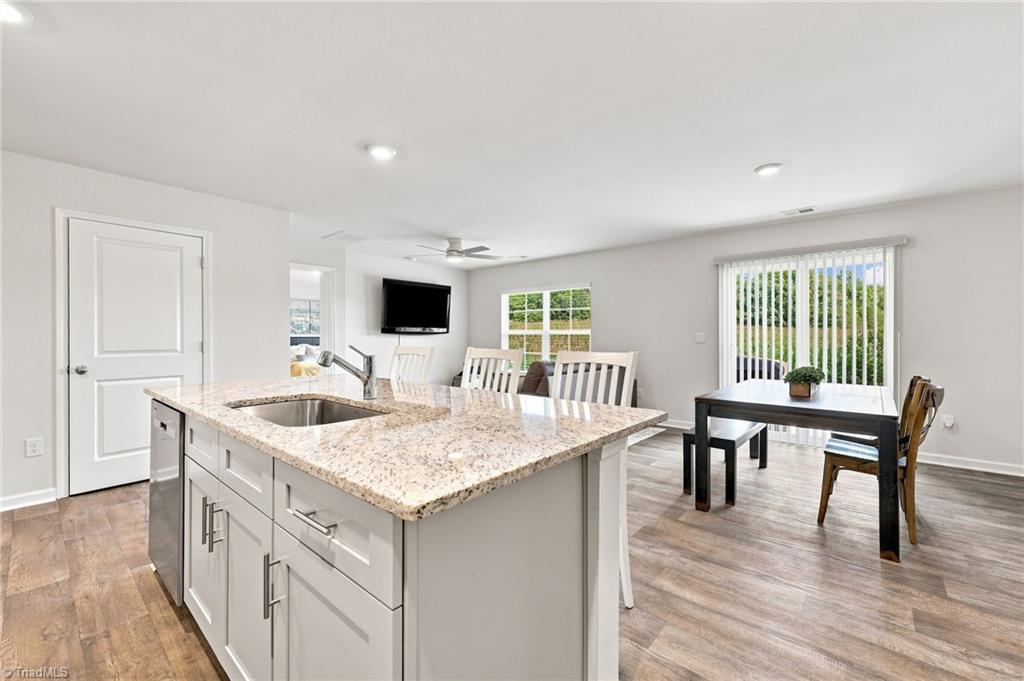 133 East Farm Loop