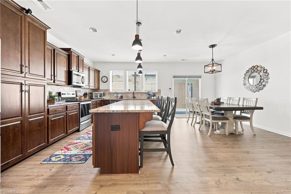 2525 William Joseph Lane