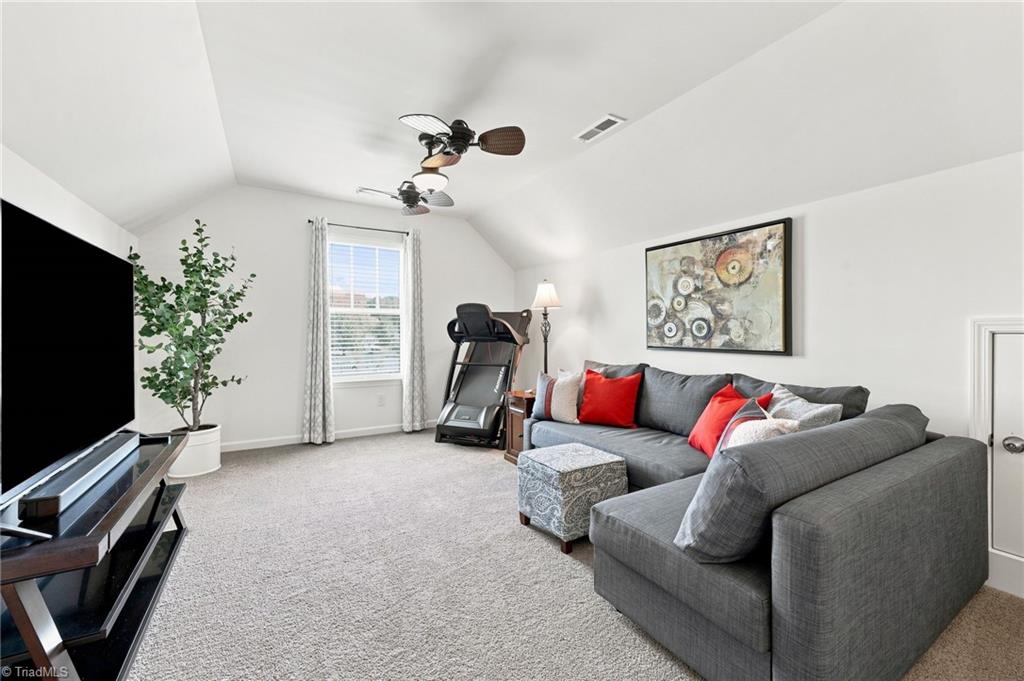 2525 William Joseph Lane