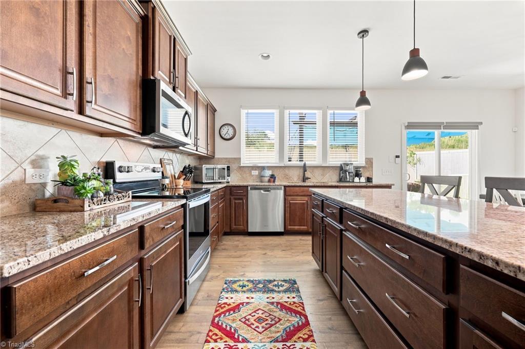 2525 William Joseph Lane