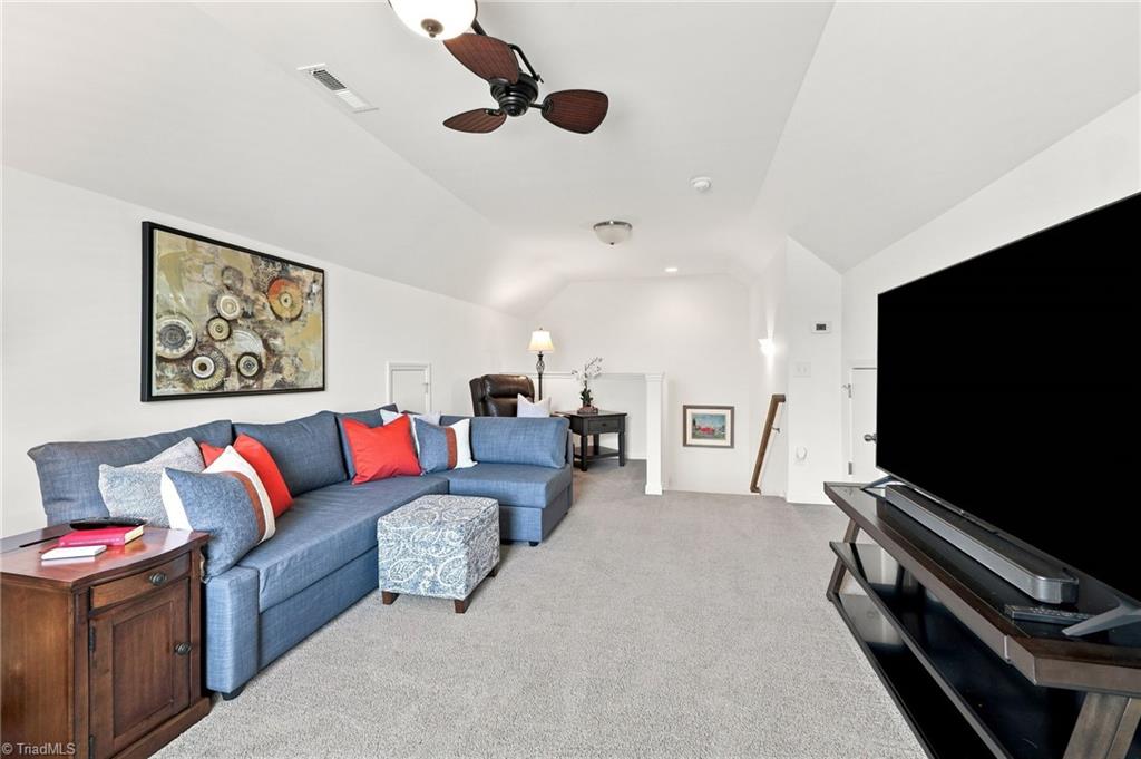 2525 William Joseph Lane