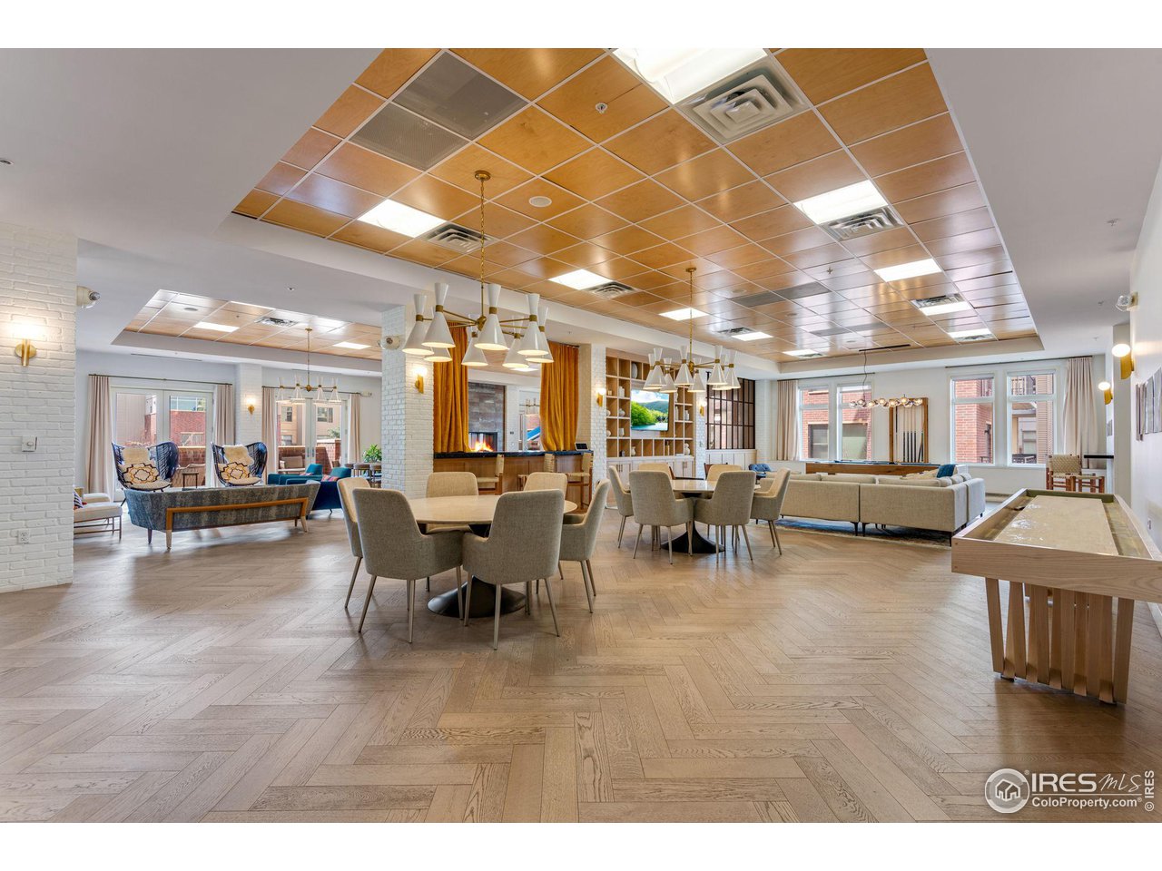 3301 Arapahoe Ave 319