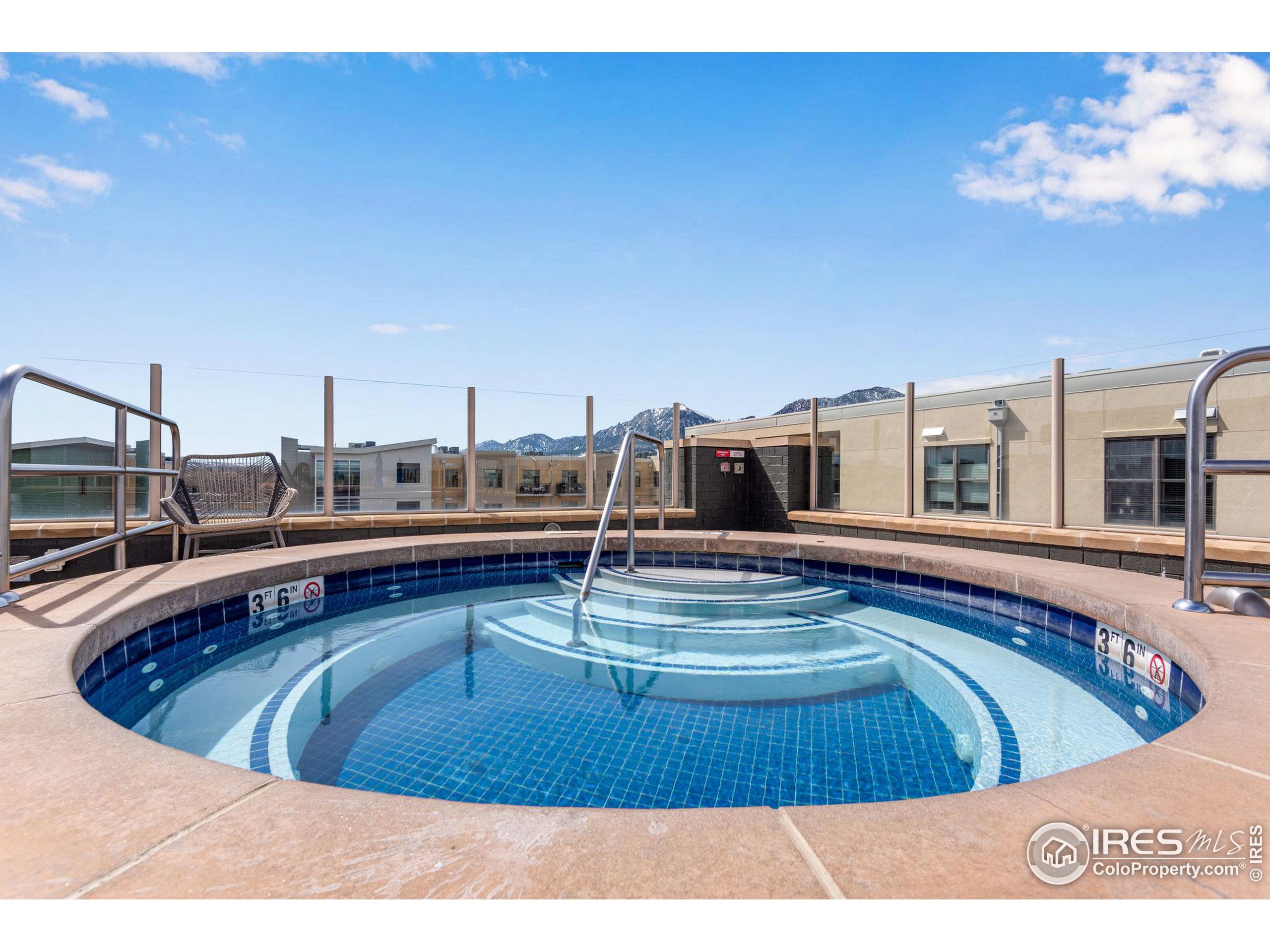 3301 Arapahoe Ave 319