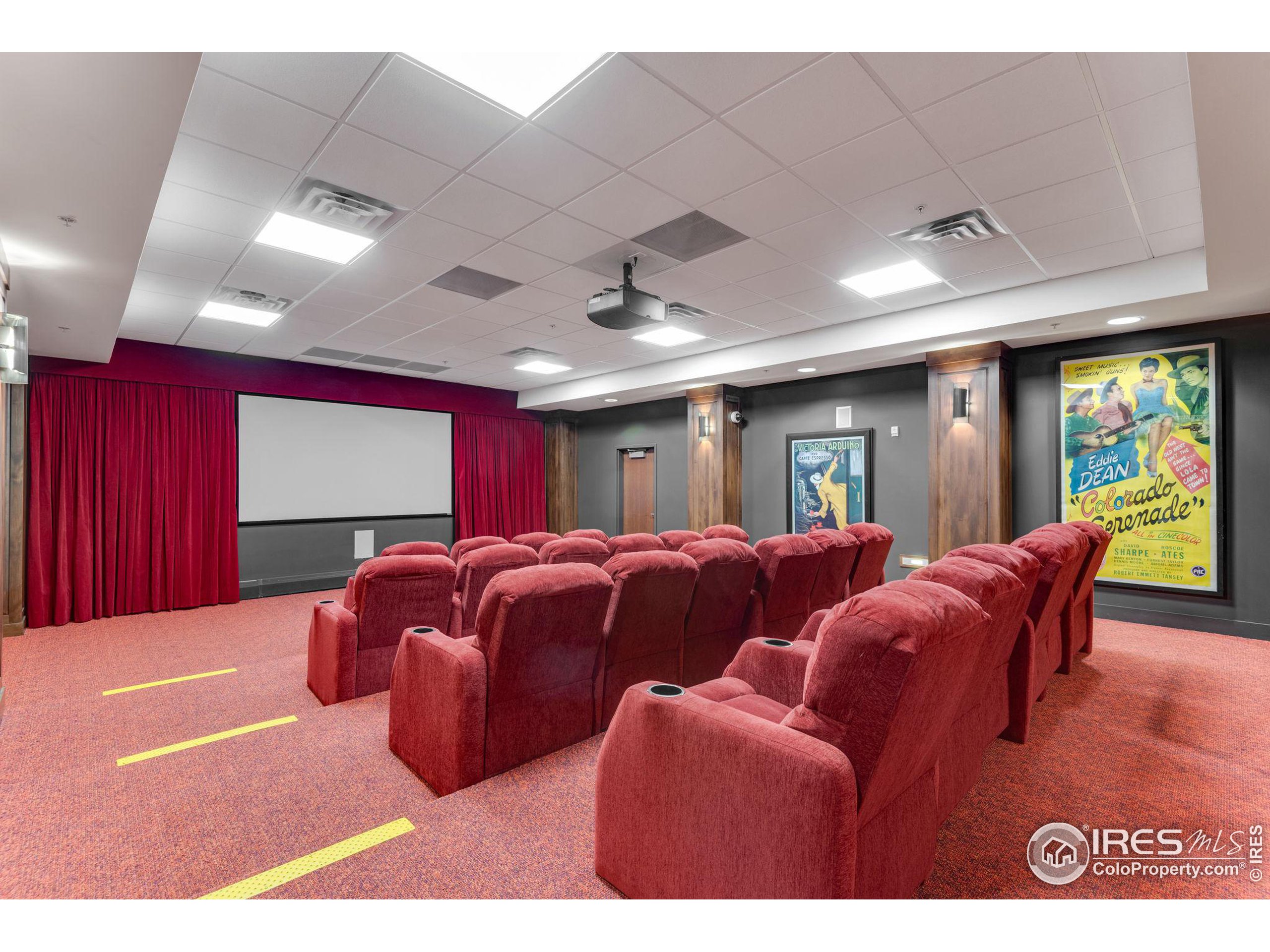 3301 Arapahoe Ave 319