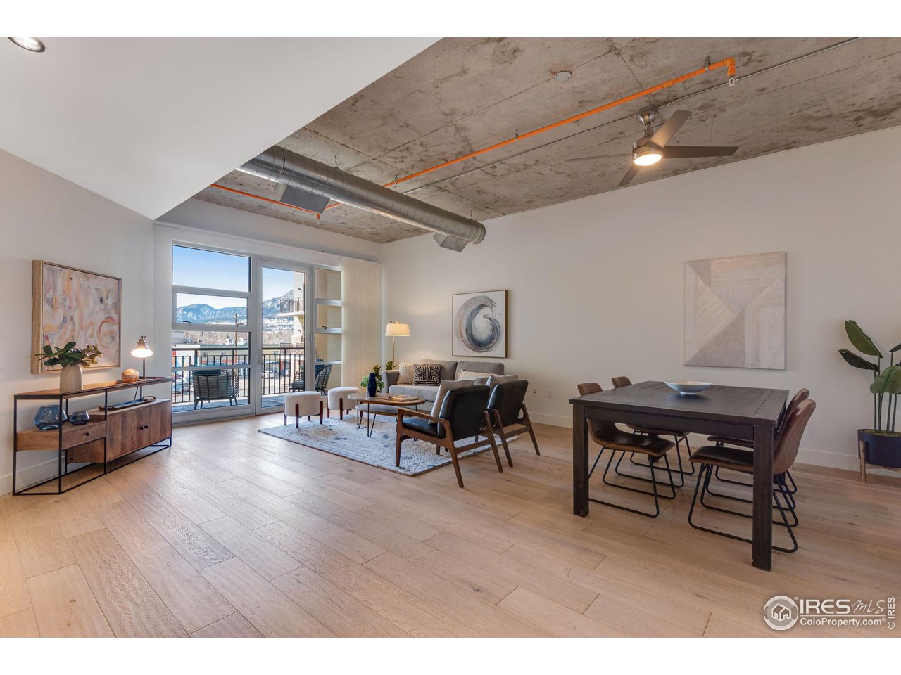 3301 Arapahoe Ave 319