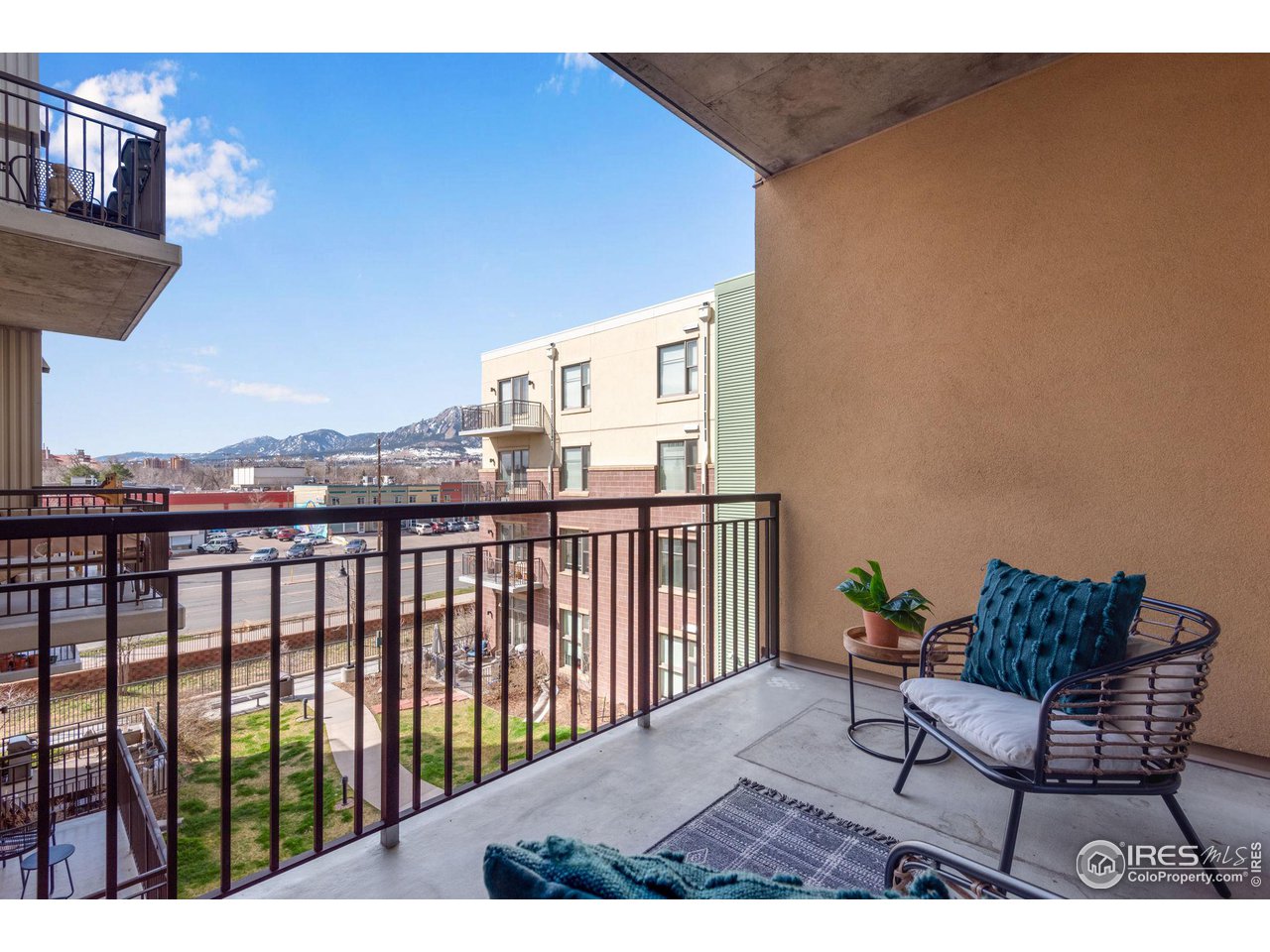 3301 Arapahoe Ave 319