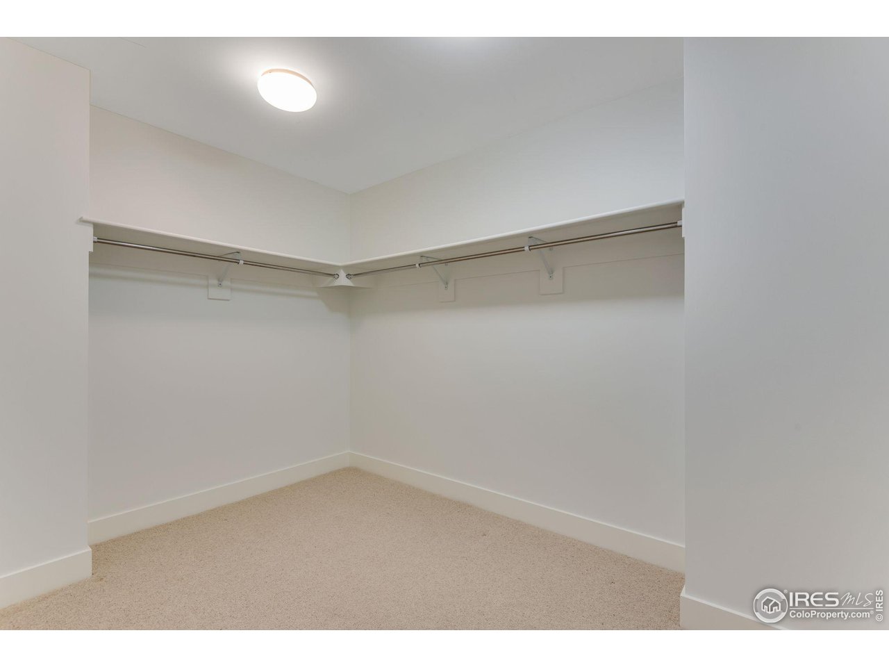 3301 Arapahoe Ave 319