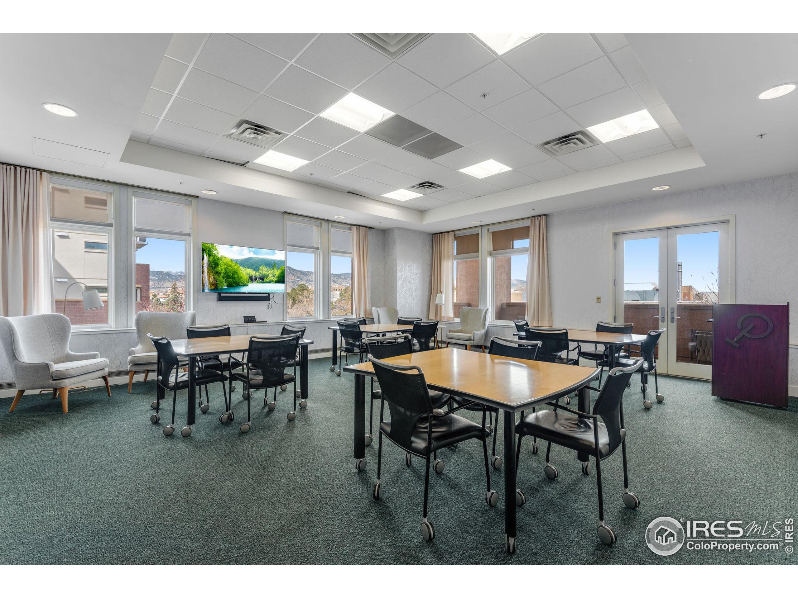 3301 Arapahoe Ave 319