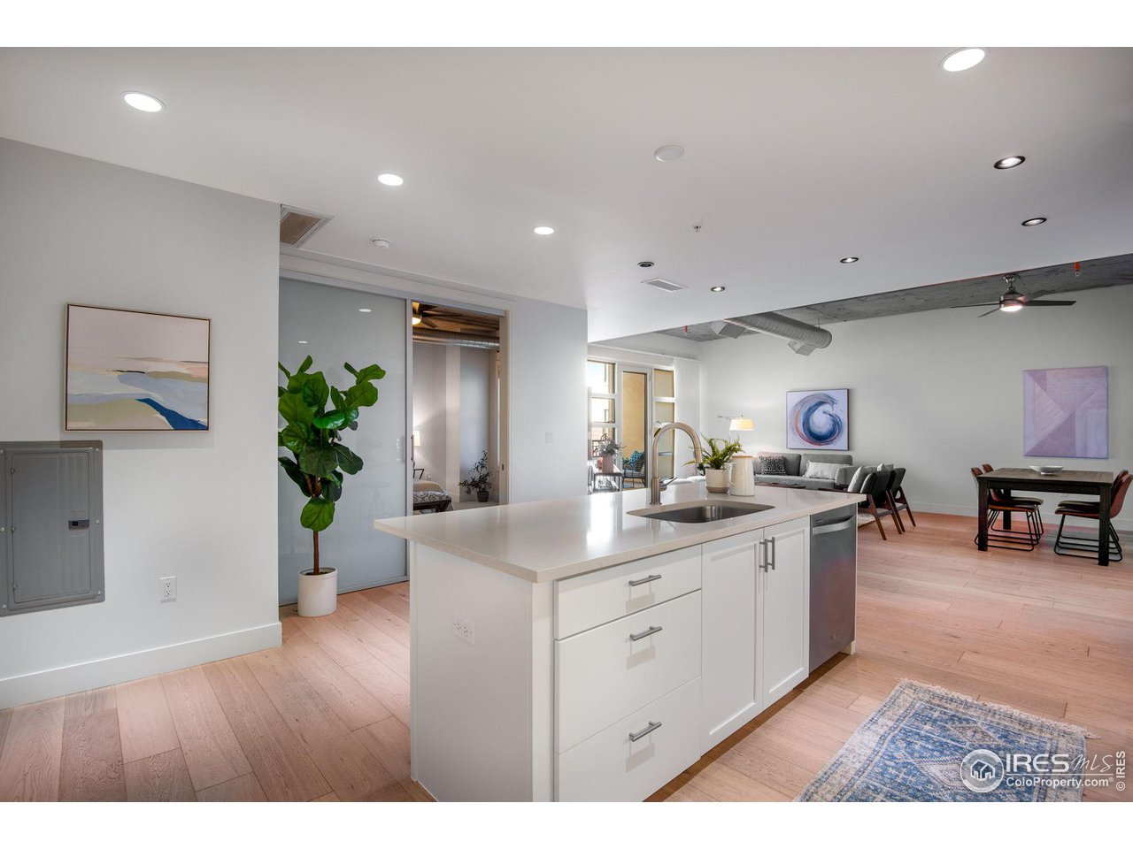 3301 Arapahoe Ave 319