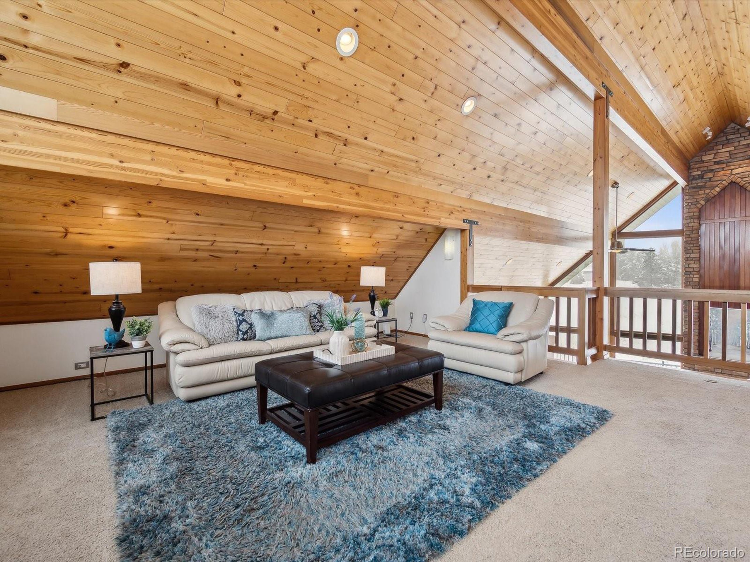 2485 Red Hawk Pl