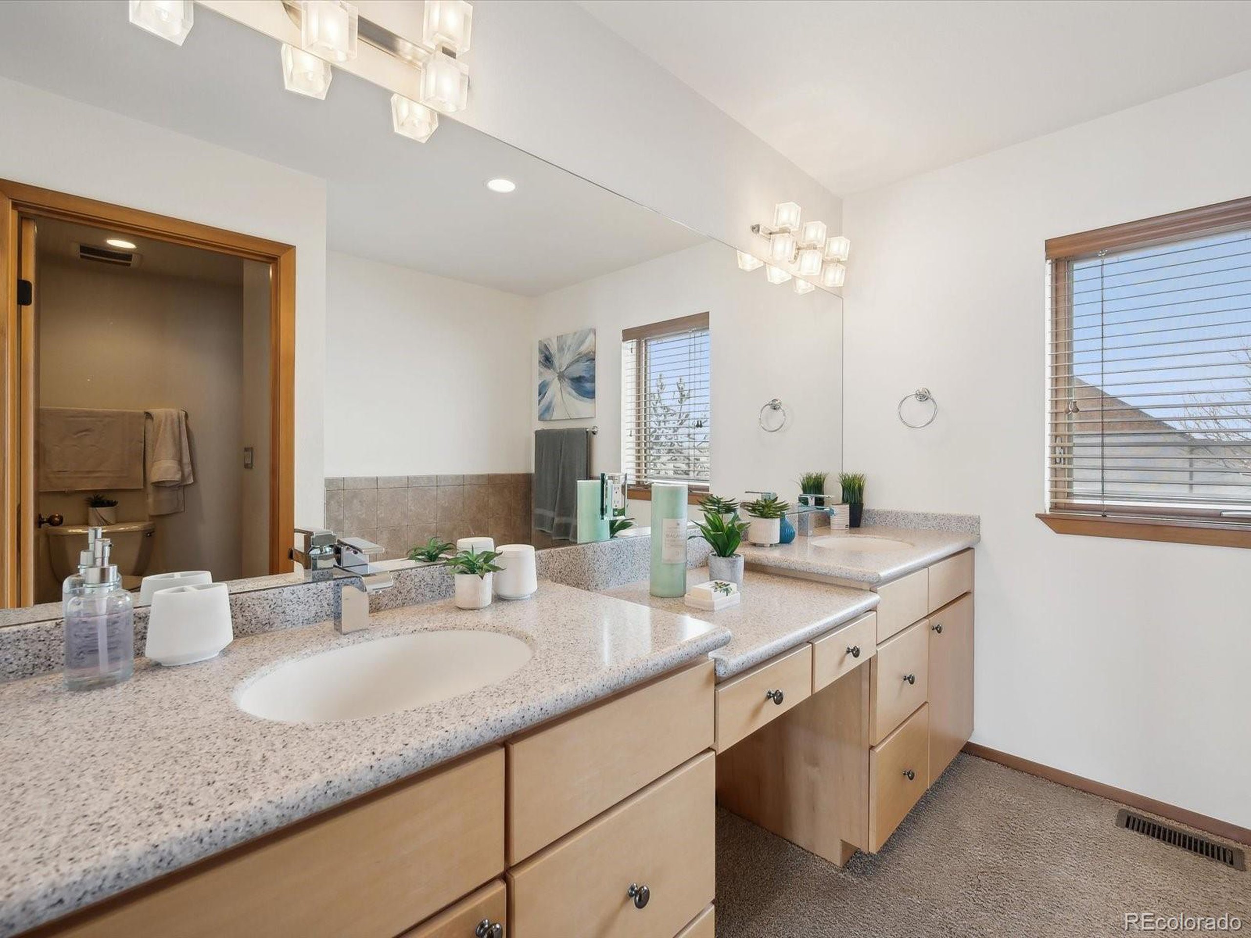 2485 Red Hawk Pl