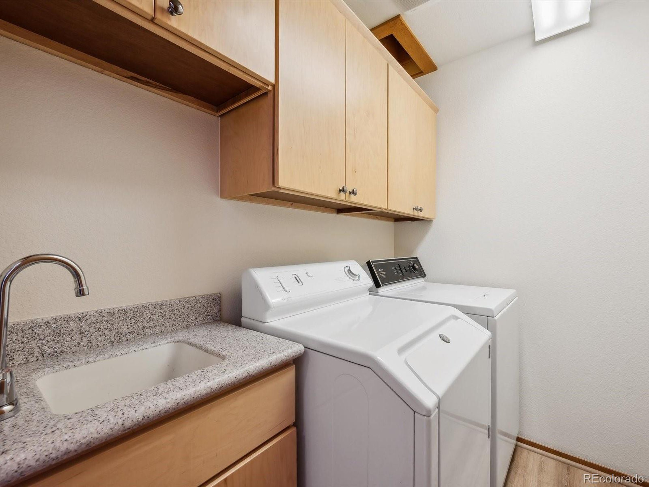 2485 Red Hawk Pl