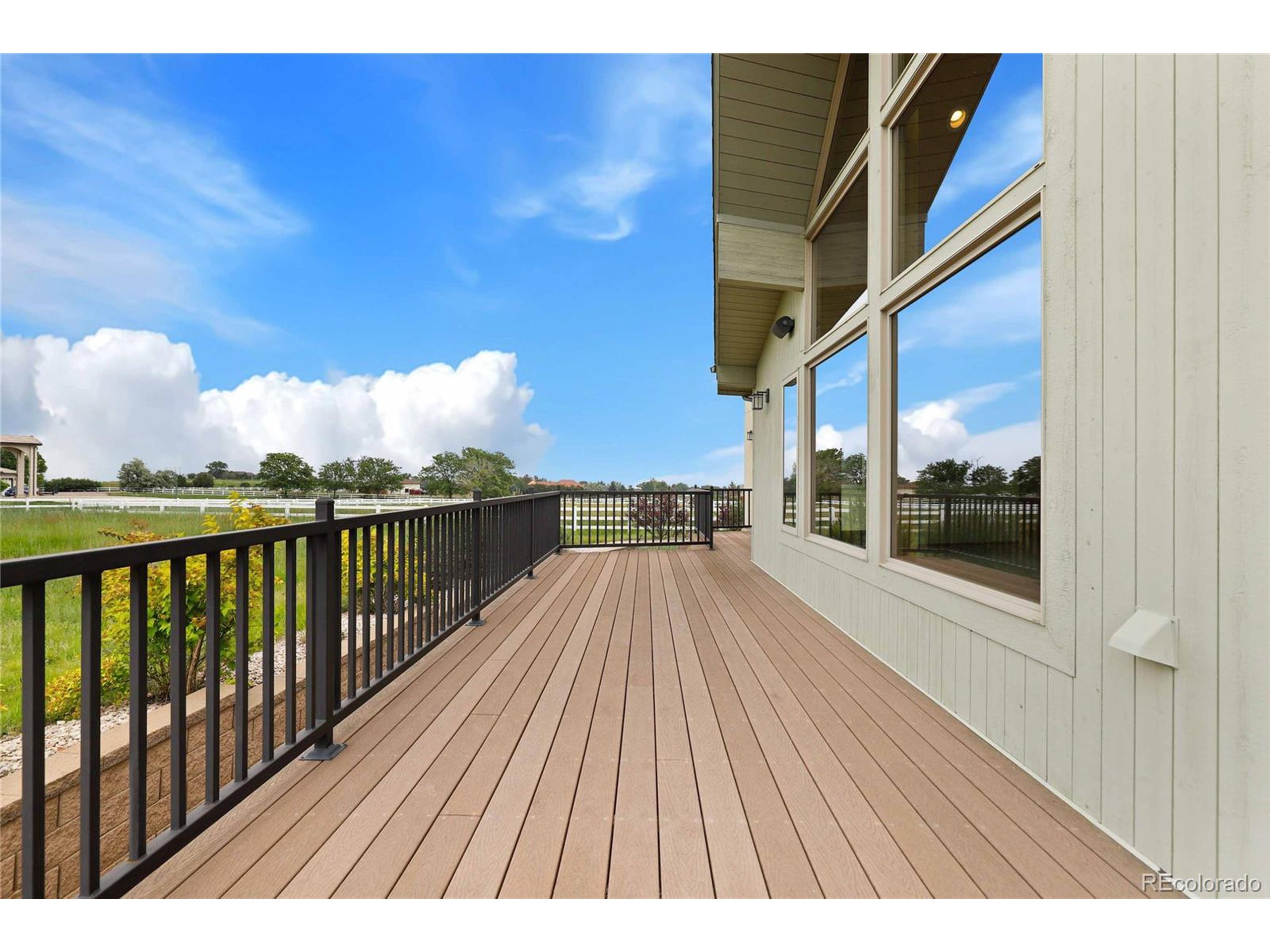 2485 Red Hawk Pl