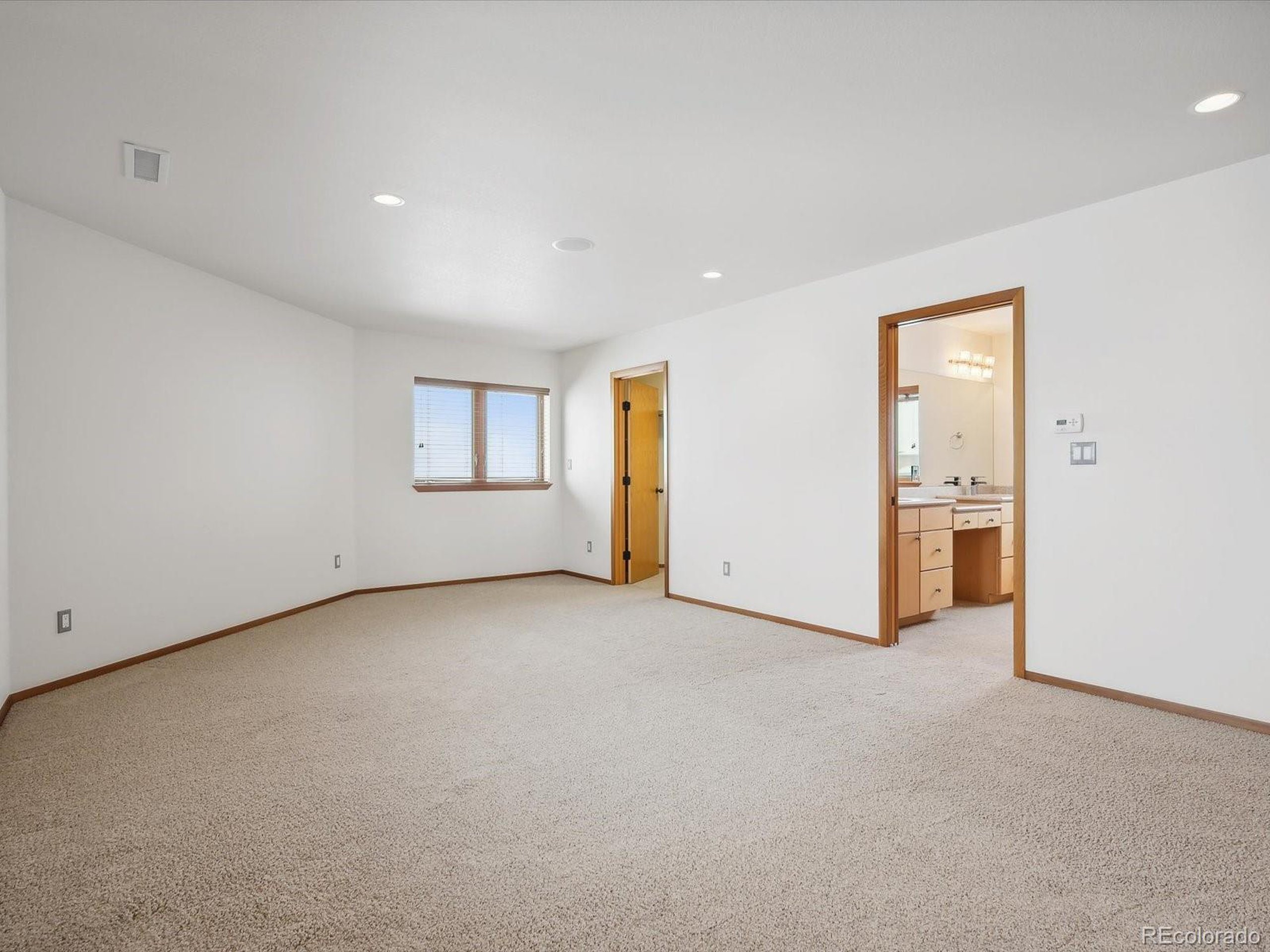 2485 Red Hawk Pl