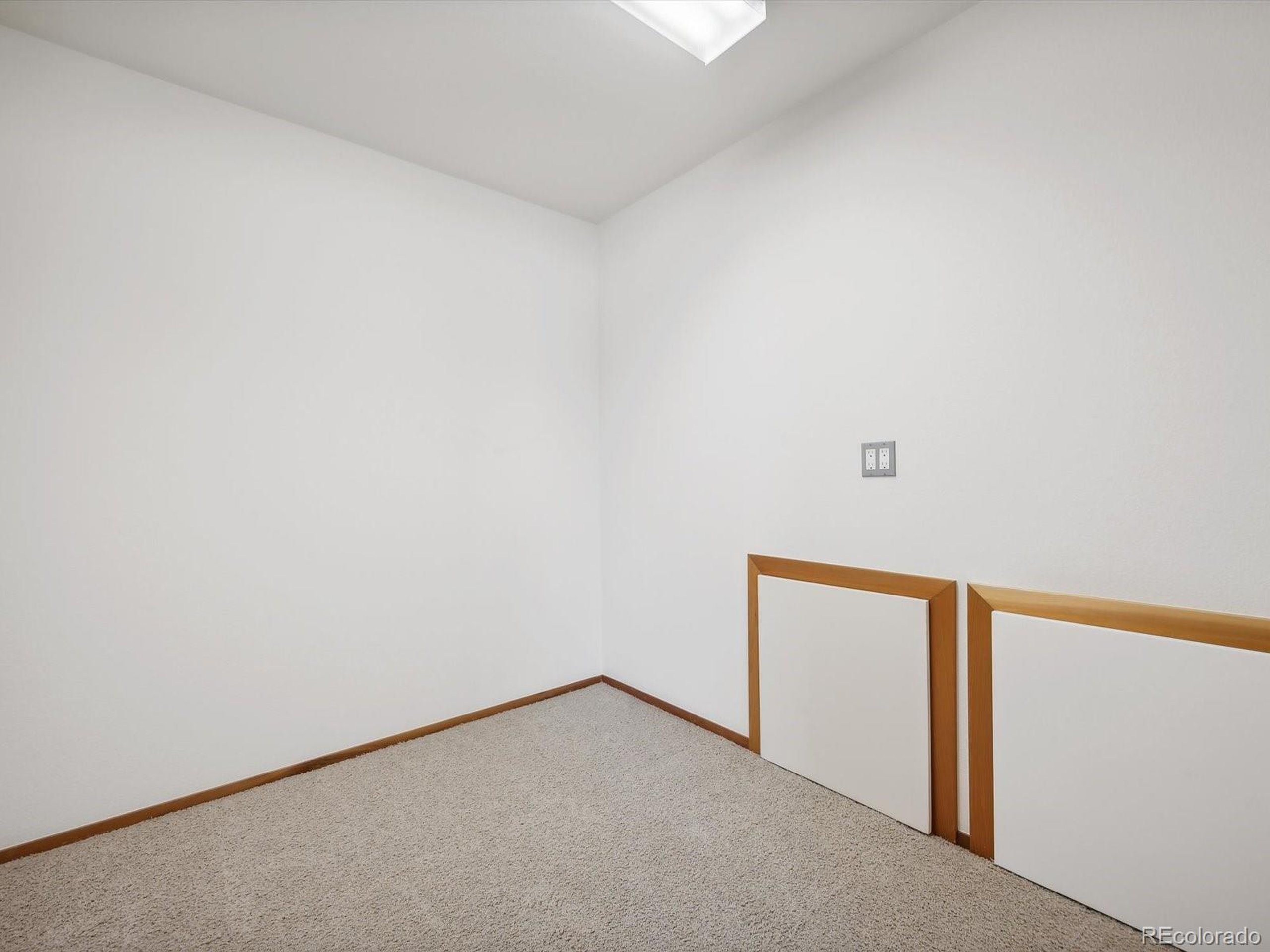 2485 Red Hawk Pl