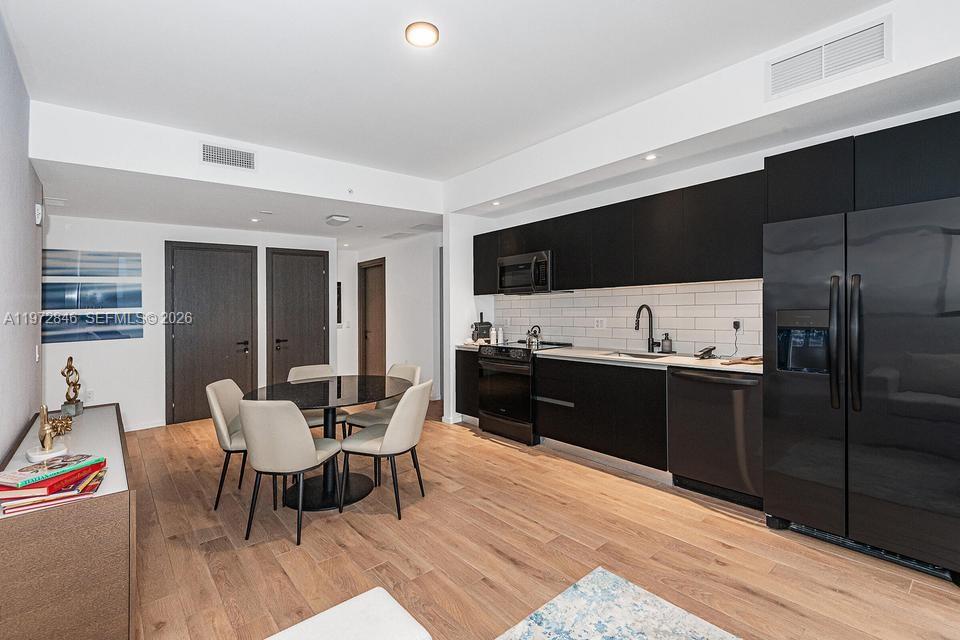 398 NE 5th St # 2418