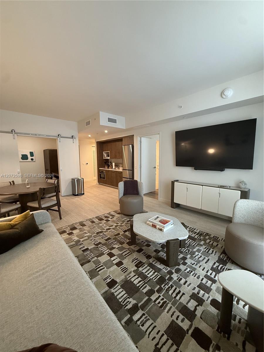 1611 SW 2nd Avenue # 202