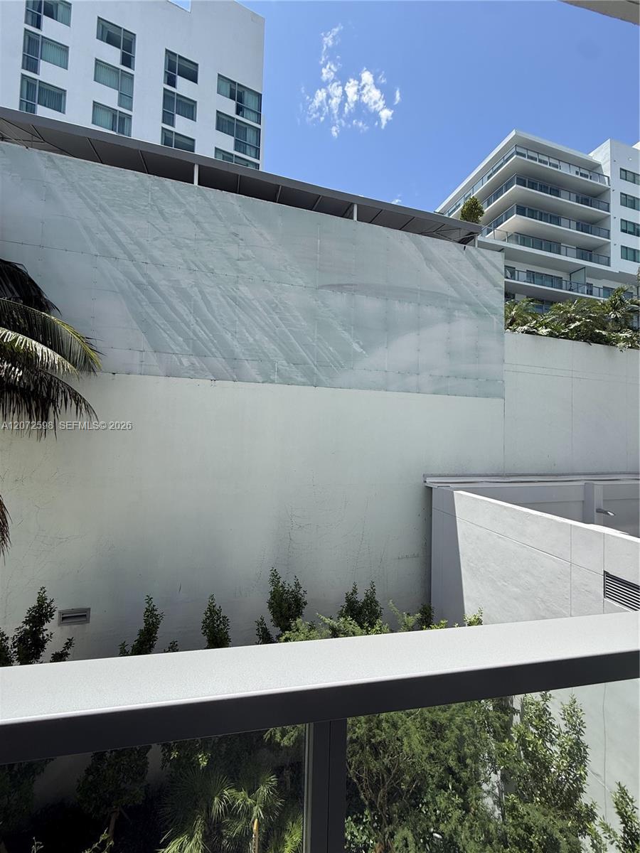 1611 SW 2nd Avenue # 202