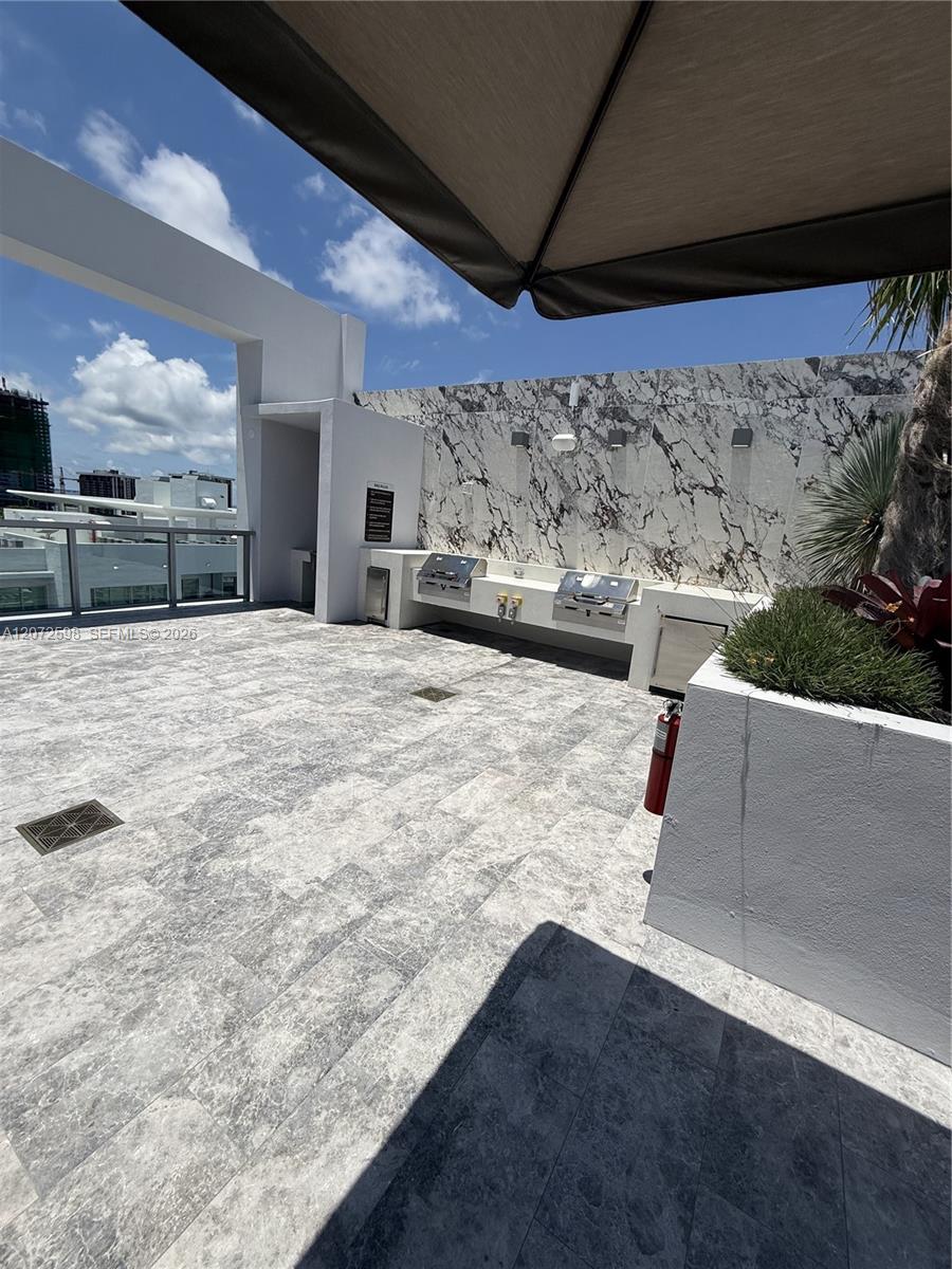1611 SW 2nd Avenue # 202