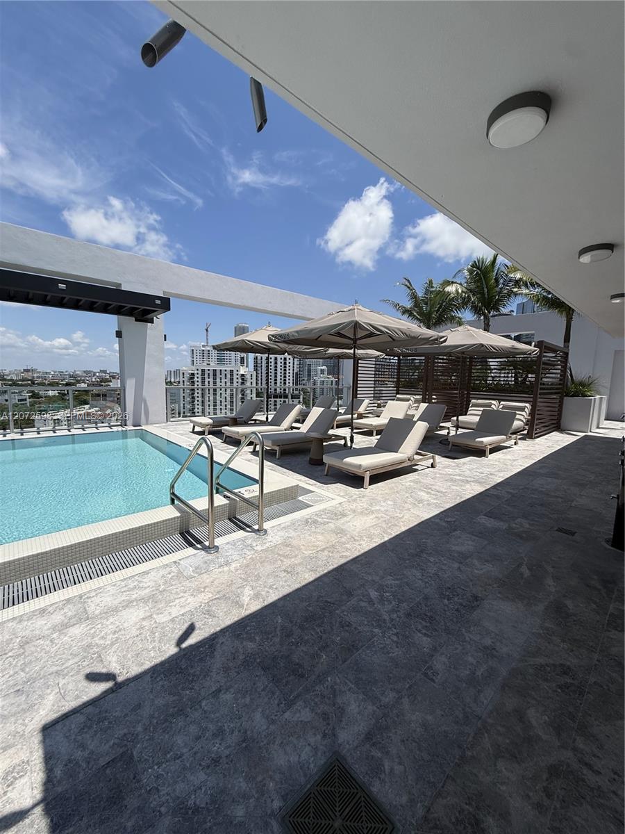 1611 SW 2nd Avenue # 202