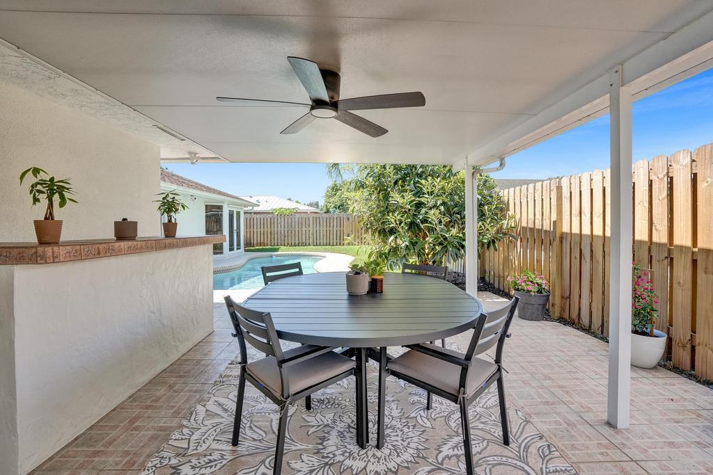 2603 W Carandis Road