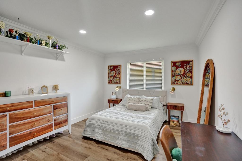 2603 W Carandis Road