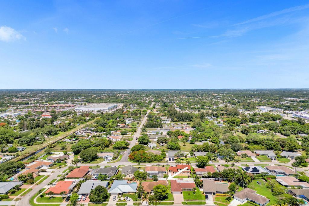 2603 W Carandis Road