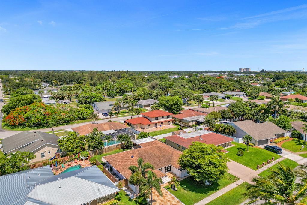 2603 W Carandis Road