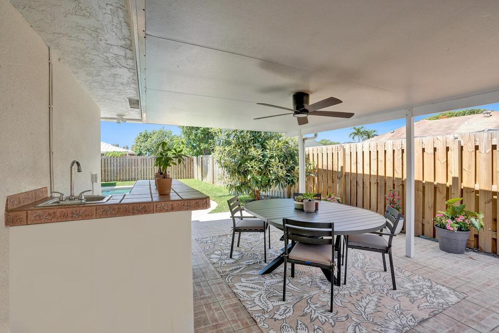 2603 W Carandis Road