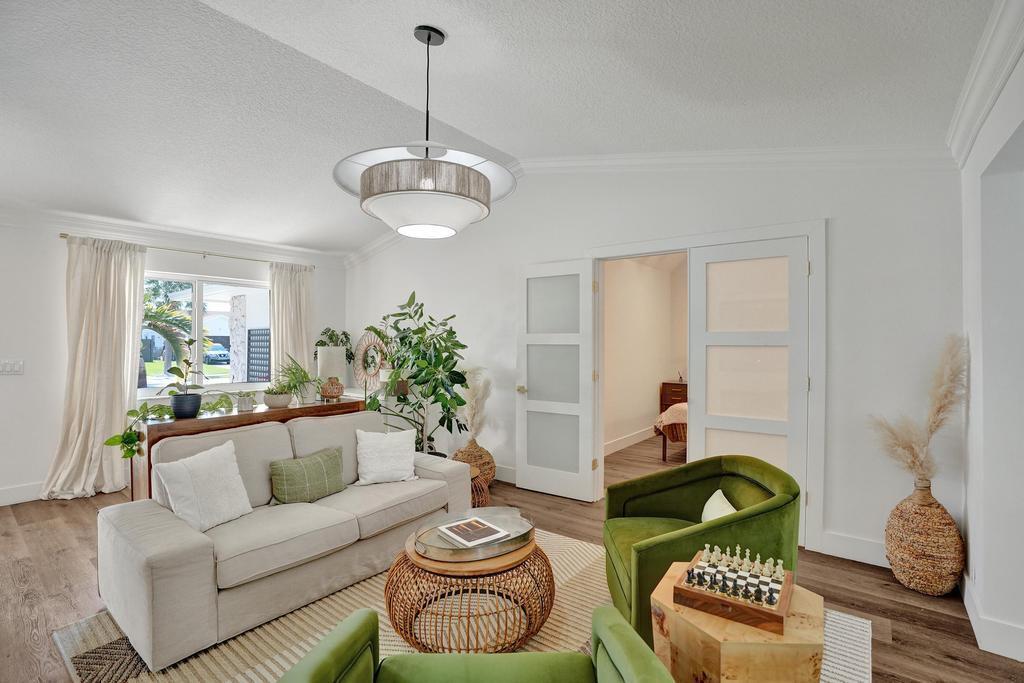 2603 W Carandis Road