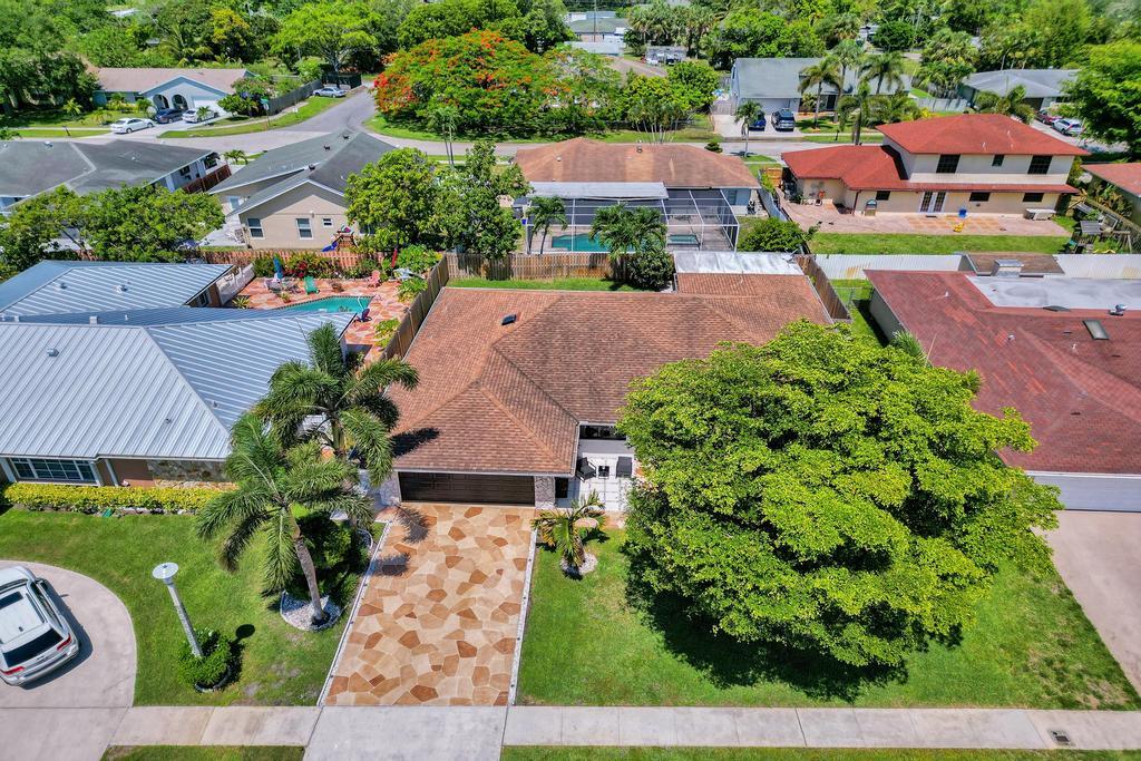 2603 W Carandis Road