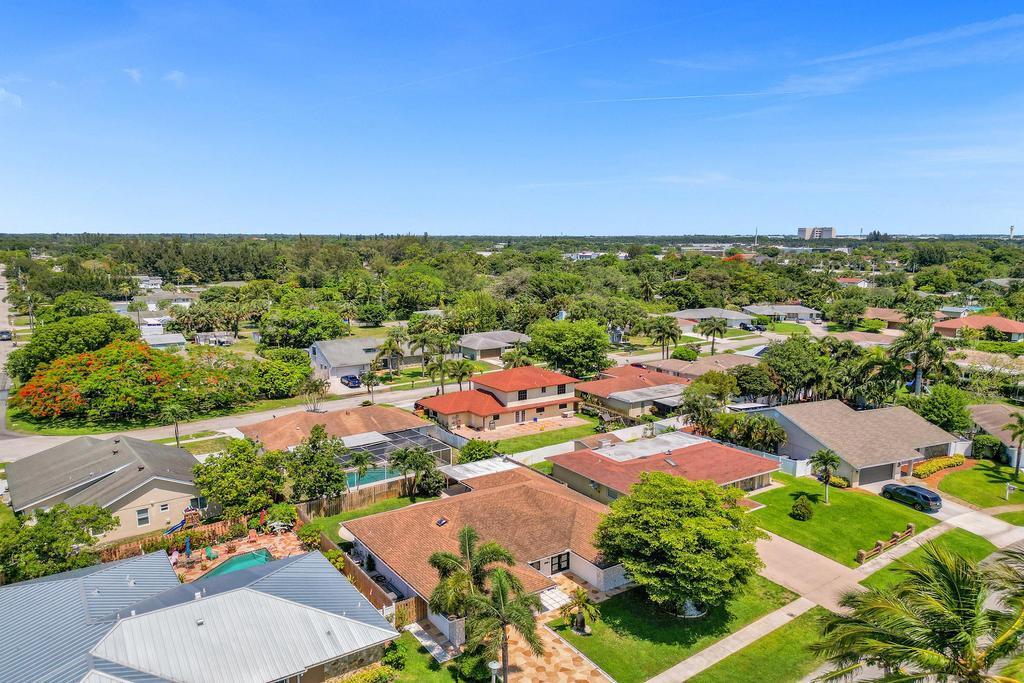 2603 W Carandis Road