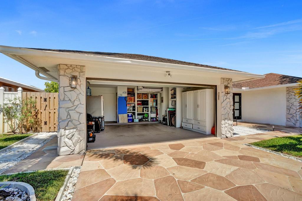 2603 W Carandis Road