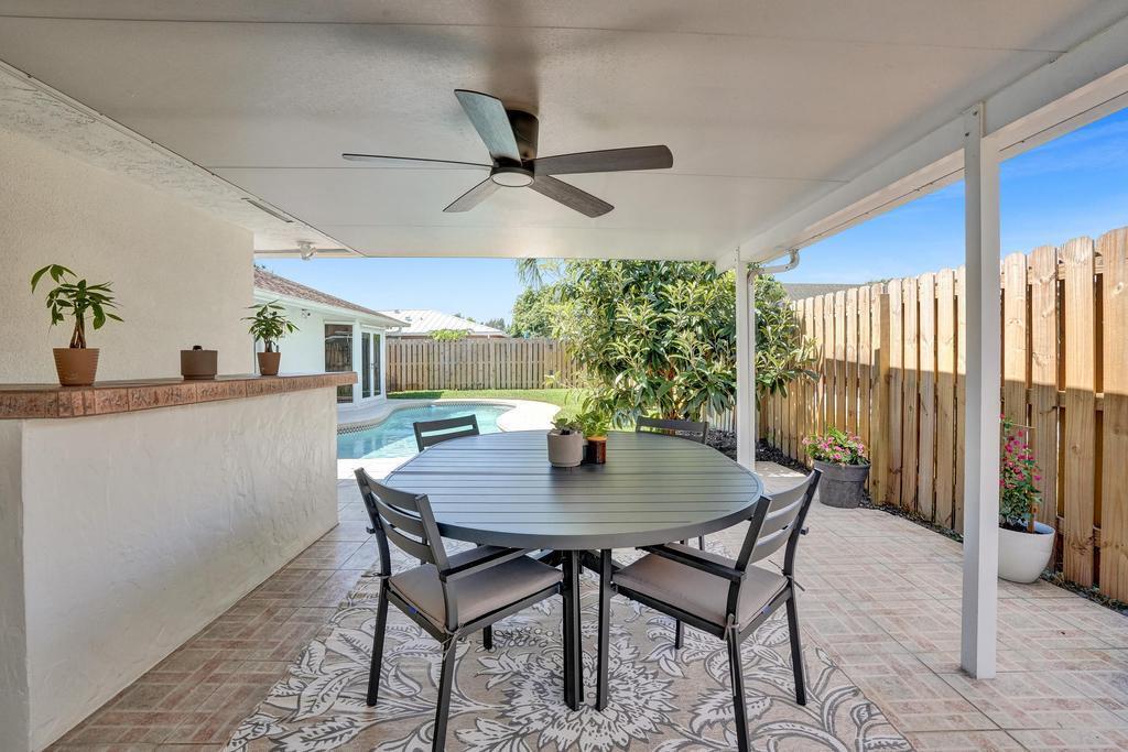 2603 W Carandis Road