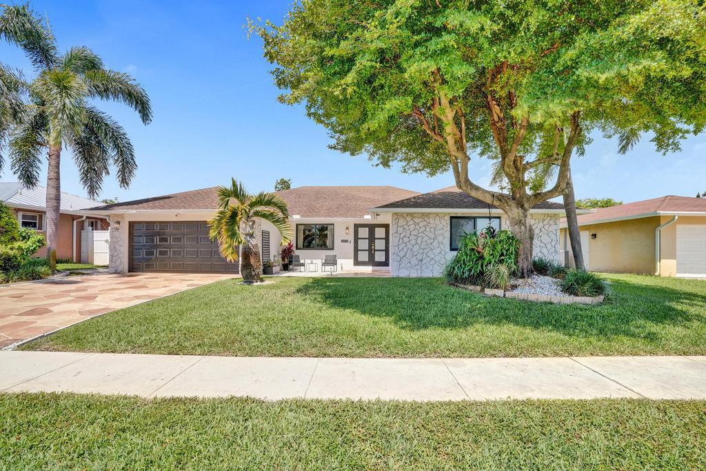 2603 W Carandis Road