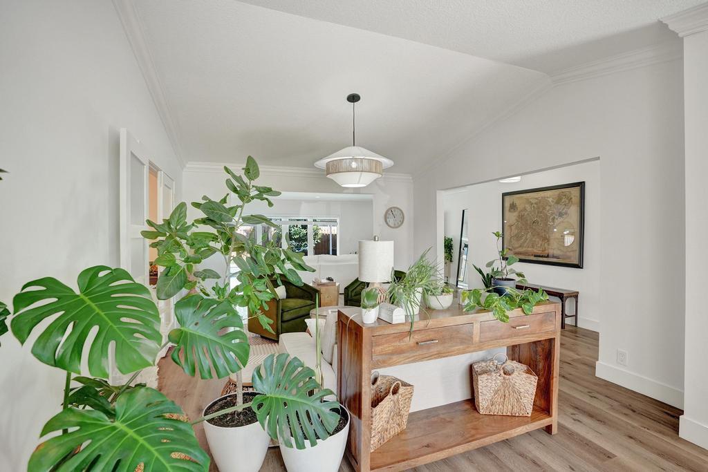 2603 W Carandis Road