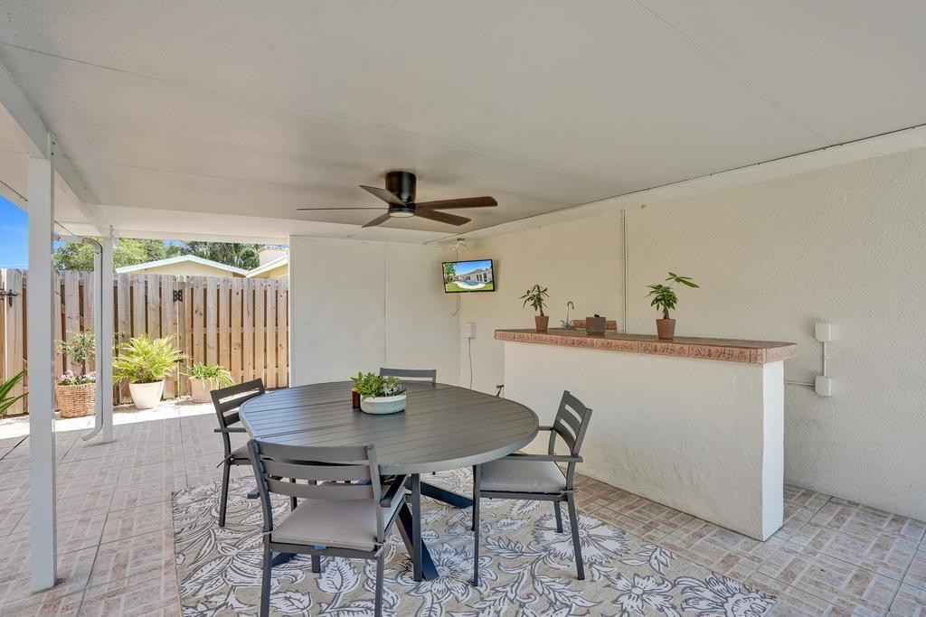 2603 W Carandis Road